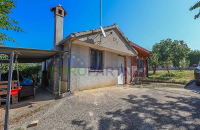 Haus 5 km vom Meer entfernt, Poreč