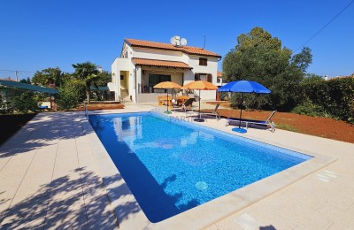 Apartmenthaus 5 km von Poreč, Istrien