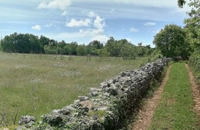 Grundstück Barban