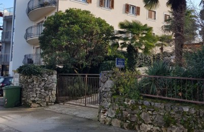 Ein Appartmenthaus in Herzem Rovinj nur 200 m von Meer