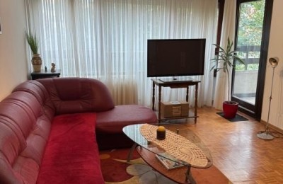 Zagreb, Prečko, Dreizimmerwohnung mit Balkon im 2. Stock, 78,26 m²