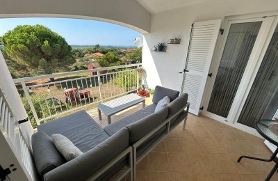 VABRIGA-DREIZIMMERWOHNUNG MIT OFFENEM MEERBLICK ZU VERKAUFEN