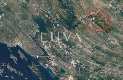 Drniš, Pakovo Selo, Baugrundstück 5.200 m² zu verkaufen