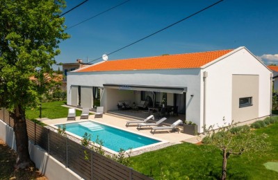 Istrien, Poreč, wunderschönes Erdgeschoss mit Pool und schönem Garten