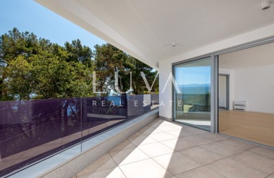 Opatija, luxuriöser Neubau mit Garten, Wohnung NF 125,81 m²