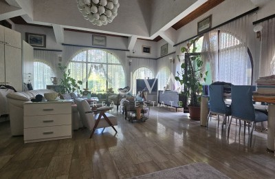 Geräumiges Familienhaus zu verkaufen, Lekenik, Pešćenica