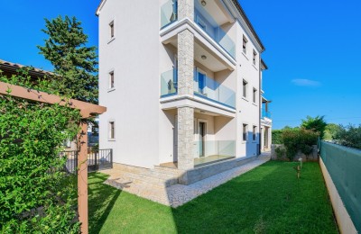 Dieses schöne neue Haus mit Pool befindet sich in der malerischen Stadt Fazana.