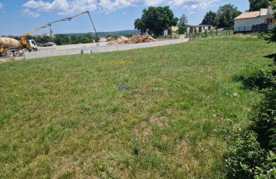 Istrien, Sveti Lovreč, Baugrundstück mit erteilter Baugenehmigung