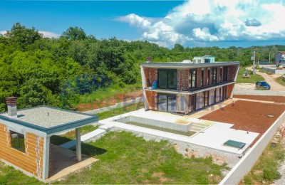 Villa Black Beauty / Vielleicht ist das genau Ihre neue Adresse in Istrien? Sie wird nach dem „Schlüsselfertig“-System gebaut.