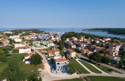 FUNTANA – ELEGANTES REIHENHAUS AN AUSGEZEICHNETER LAGE, NUR 300 M VOM MEER ENTFERNT