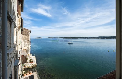 Istrien, Rovinj, drei Luxusapartments, erste Reihe zum Meer
