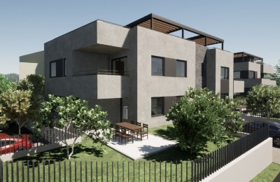 Luxuswohnung im Erdgeschoss mit Meerblick, Neubau, Poreč - in Gebäude