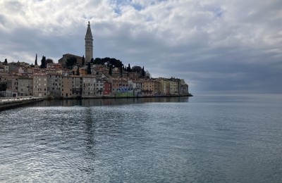 Istrien, Rovinj, Gewerbefläche mit Apartments