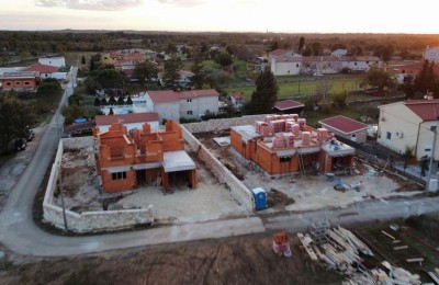 Villa mit Schwimmbad im Bau, Vodnjan!