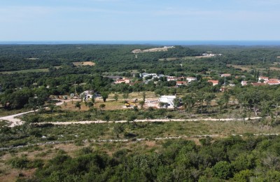 Grundstück mit Panoramablick auf das Meer, in der Nähe von Rovinj