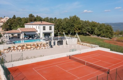 Luxusvilla mit Pool und Tennisplatz, Motovun, Istrien