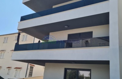 4-Zimmer-Wohnung, 85 m2, Neubau in Toplage, Solin