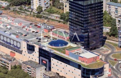Rijeka, Geschäftsraum im 5. Stock des Tower Centers, 27 m²