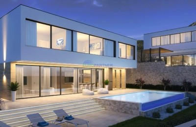 Neu gebaute moderne Villa mit wunderschönem Meerblick
