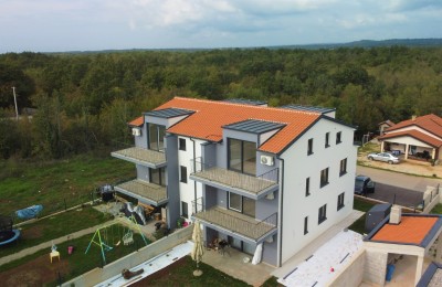 Bereich Poreč, Wohnung im ersten Stock 68m2