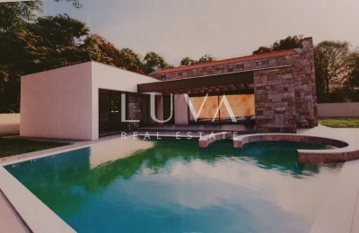 Sukošan, Debeljak, Haus 144 m2 mit 50 m2 großem Pool, verkaufen