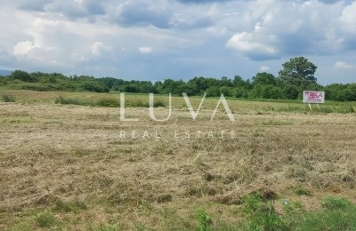 Velika Gorica, Šćitarjevo, 13.354 m2 Grundstück zu verkaufen