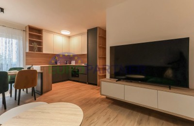 Moderne Wohnung in Neubau zur Miete, Tar