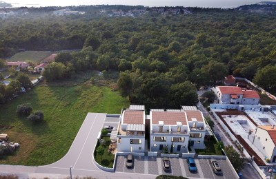 ISTRIEN, POREČ - Modernes Haus 2 km vom Meer entfernt