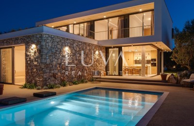 Šolta, Luxusvilla mit Pool und wunderschönem Meerblick