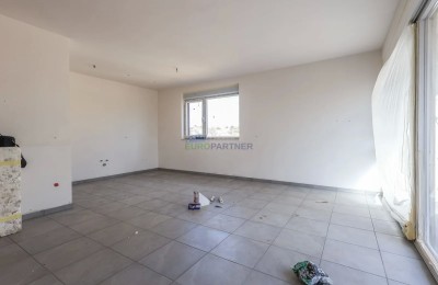 Moderne 3-Zimmer-Wohnung in Poreč, 4 km vom Meer entfernt