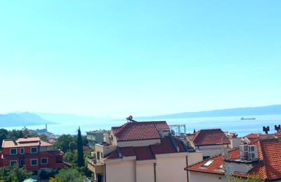 Penthouse Split 175 m2, Meje