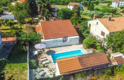 Bungalow mit Meerblick, 10 km von Poreč entfernt
