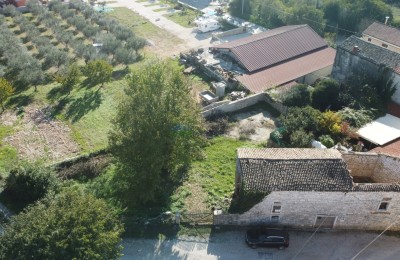 Steinernes Haus zur Renovierung, Umgebung von Poreč