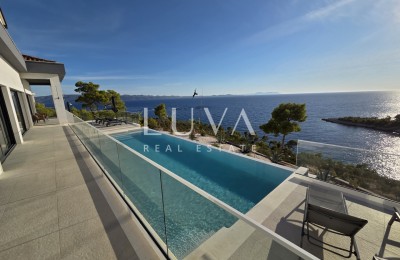 Brač, Einzigartige Luxusvilla am Meer 800 m²