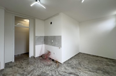 Wohnung zu vermieten, 60 m2 in Pula