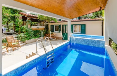 Split, Varoš, Stadtzentrum, Haus mit Pool zu verkaufen