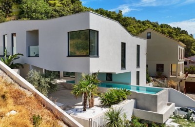 Korčula, Luxusvilla mit Pool direkt am Meer zu verkaufen