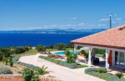 Hvar, Brusje, Luxusvilla mit Pool und Meerblick zu verkaufen