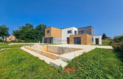 Moderne Villa 7 km von Poreč, Istrien