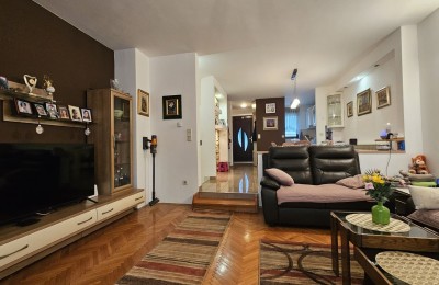 Zagreb Dugave Reihenhaus 230 m2 + Garten zu verkaufen