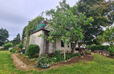 Haus mit großem Garten zu verkaufen, Jadreški