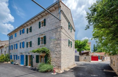 Istra, Kanfanar, Steinhaus mit zusätzlichem Gebäude und Swimmingpool