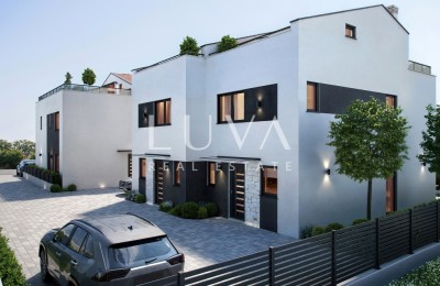 Istrien, Poreč, modernes Reihenhaus mit Pool, 126,34 m²