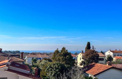 Apartment mit MEERBLICK, 500 m vom Strand entfernt, Poreč