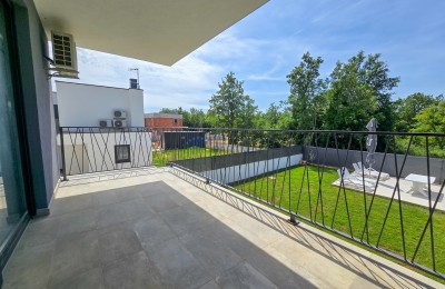 Wohnung, 2 Schlafzimmer + Wohnzimmer, Poreč, 63 m2