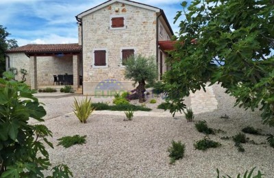 Istrien, schönes Steinhaus in der Nähe von Porec