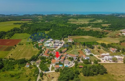 Renoviertes istrisches Steinhaus mit Pool – 3 km von Poreč