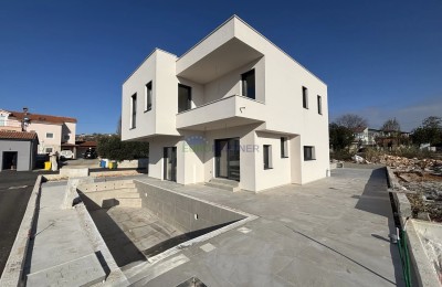 Istrien, Umgebung von Poreč, wunderschönes modernes Haus mit Meerblick