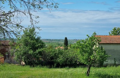 Grundstück 850m2 Kaštelir Labinci