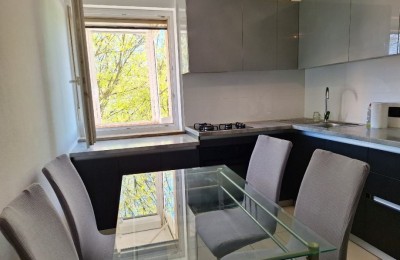 Zweizimmerwohnung, 60 m2, in Pula zu verkaufen